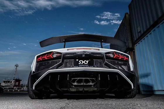 برای لامبورگینی Aventador LP700 کیت بدن فیبر کربن LP700 ارتقاء یافته سبک LB دامن جانبی اسپویلر چرخ قوس