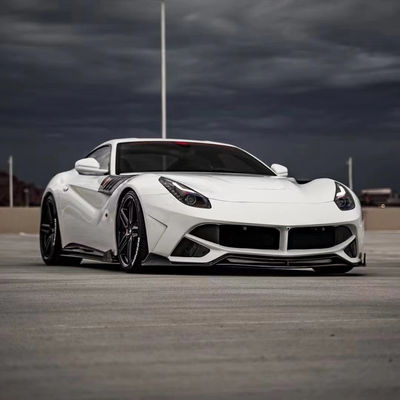 برای فراری F12 کیت بدنه فیبر کربن F12 ارتقا می یابد سبک SVR جلو و عقب بافلر اسپویلر با هود Fenders