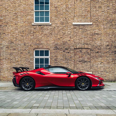 SF90FXX فراری SF90 کیت بدنه جلو و عقب ماشین بامپر سمت شلوار هود چراغ های عقب