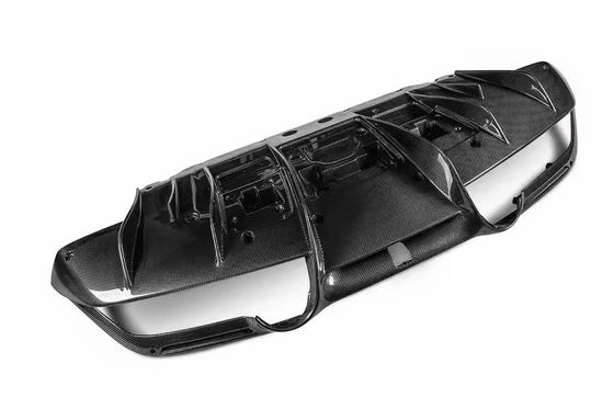 برای BMW X6M F96 کیت بدنه فیبر کربن X6M F96 ارتقاء مدل AE فیبر کربن جلو لب پخش کننده اسپویلر