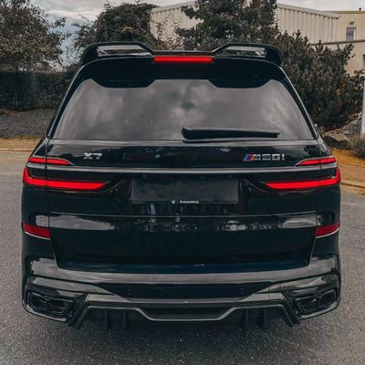 برای BMW X7 کیت بدنه فیبر کربن X7 کیت بدنه فیبر کربن در سبک LD