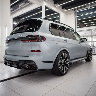 برای BMW X7 کیت بدن فیبر کربن X7 کیت بدن فیبر کربن پیشانی لب پخش کننده اسپویلر هود ساید سکرت وسیع