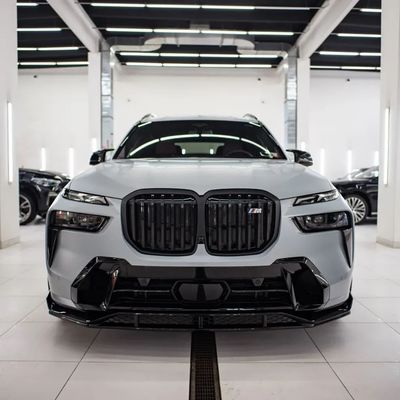 برای BMW X7 کیت بدن فیبر کربن X7 کیت بدن فیبر کربن پیشانی لب پخش کننده اسپویلر هود ساید سکرت وسیع