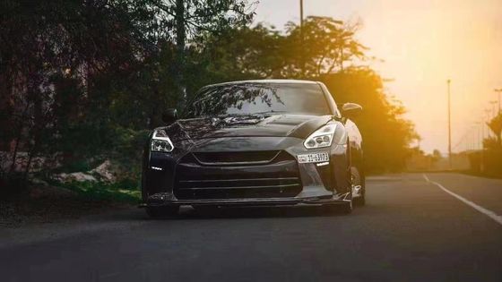 برای نیسان GTR R35 کیت بدن فیبر کربن GTR ارتقا یافته با سبک بالا فیبر کربن جلو و عقب بامپر ساید سکرت اسپویلر