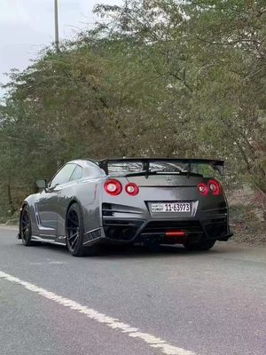برای نیسان GTR R35 کیت بدن فیبر کربن GTR ارتقا یافته با سبک بالا فیبر کربن جلو و عقب بامپر ساید سکرت اسپویلر