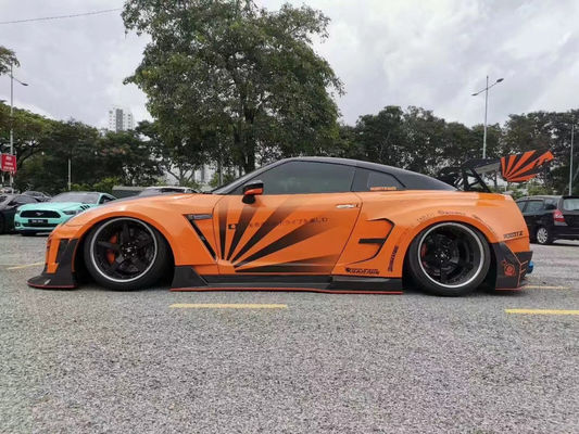 بسته شخصی سازی شده 2022 نیسان کیت بدن جلو و عقب GTR R35 پوشش باپر ماشین