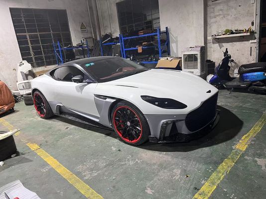 DB11 استون مارتین کیت گسترده سبز بامپر لب تقسیم کننده کیت بدن DB11
