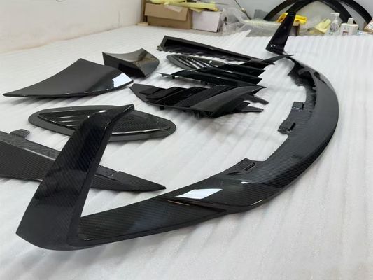 DBS استون مارتین کیت بدن سفید 770 سبک اسپویلر جلویی در ماشین لب پخش کننده